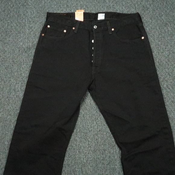 VINTAGE Levis Jeans Mens 38x32 Black 501 Preshrunk Button Fly 5 Pocket Y2K NWT - Picture 2 of 14